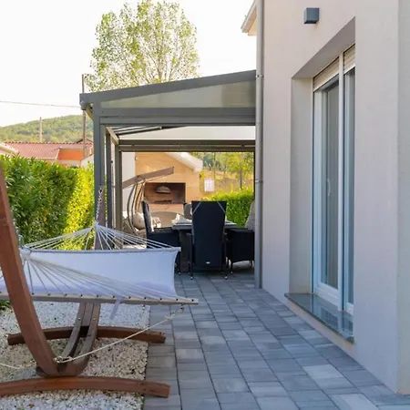 Anteo-split By Guide *