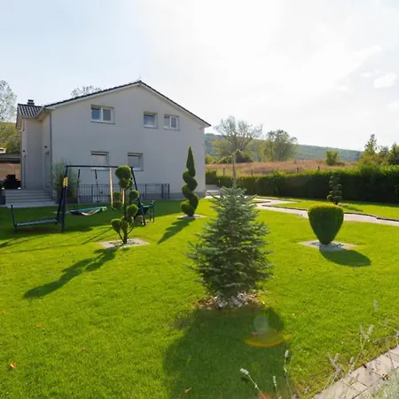 Anteo-split By Guide Villa Kosute