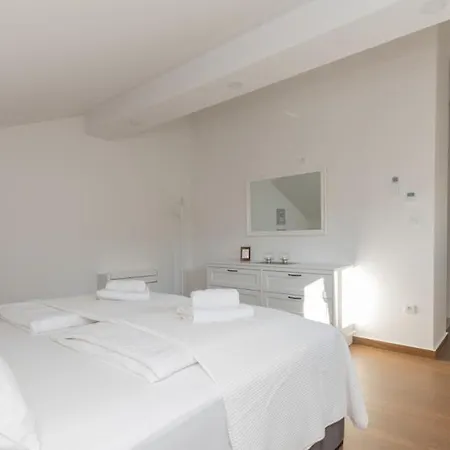 فيلة Anteo-split By Guide Kosute