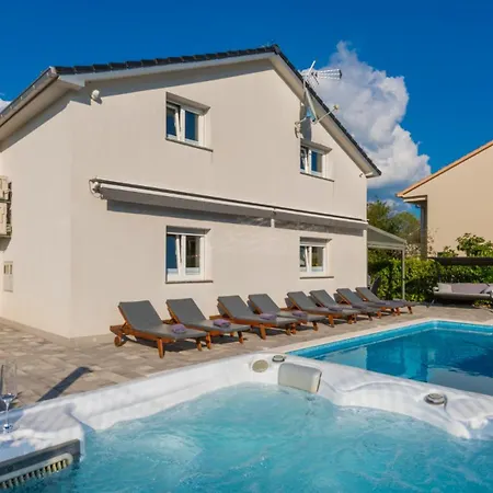 Anteo-split By Guide فيلة